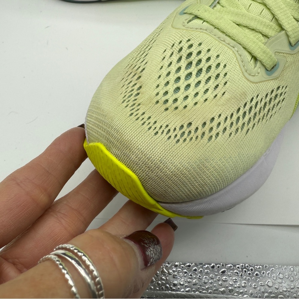 ASICS Gel-Kayano 31 Yellow Green Lace Up Running Athletic Sneakers - Picture 6 of 12